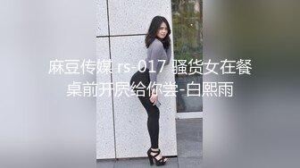 [MP4/2.6GB]白嫩漂亮小少婦 做多人運動 被幾根大雞吧輪流對的大奶子亂顫抖 騷叫不停 這下兩張嘴都吃飽了