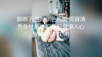 小女孩开大车也是没再怕的