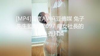 科技园女厕蹲守吊带裙海蓝内高冷少妇,近乎无毛的鲜红肉缝真馋人