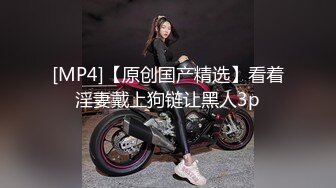 大像传媒之發情人妻背著老公3P粉嫩美乳加翹臀