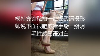 约良家鸭舌帽美少妇打扑克打到床上，舌吻吸吮奶子调情，舔屌口活还不错，少妇抱着屁股享受被操，主动上位骑乘爆操