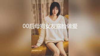 新来的美女主播全程露脸听狼友指挥脱光光展示，揉奶玩逼特写展示，逼肥水又多自慰呻吟，精彩又刺激好骚啊